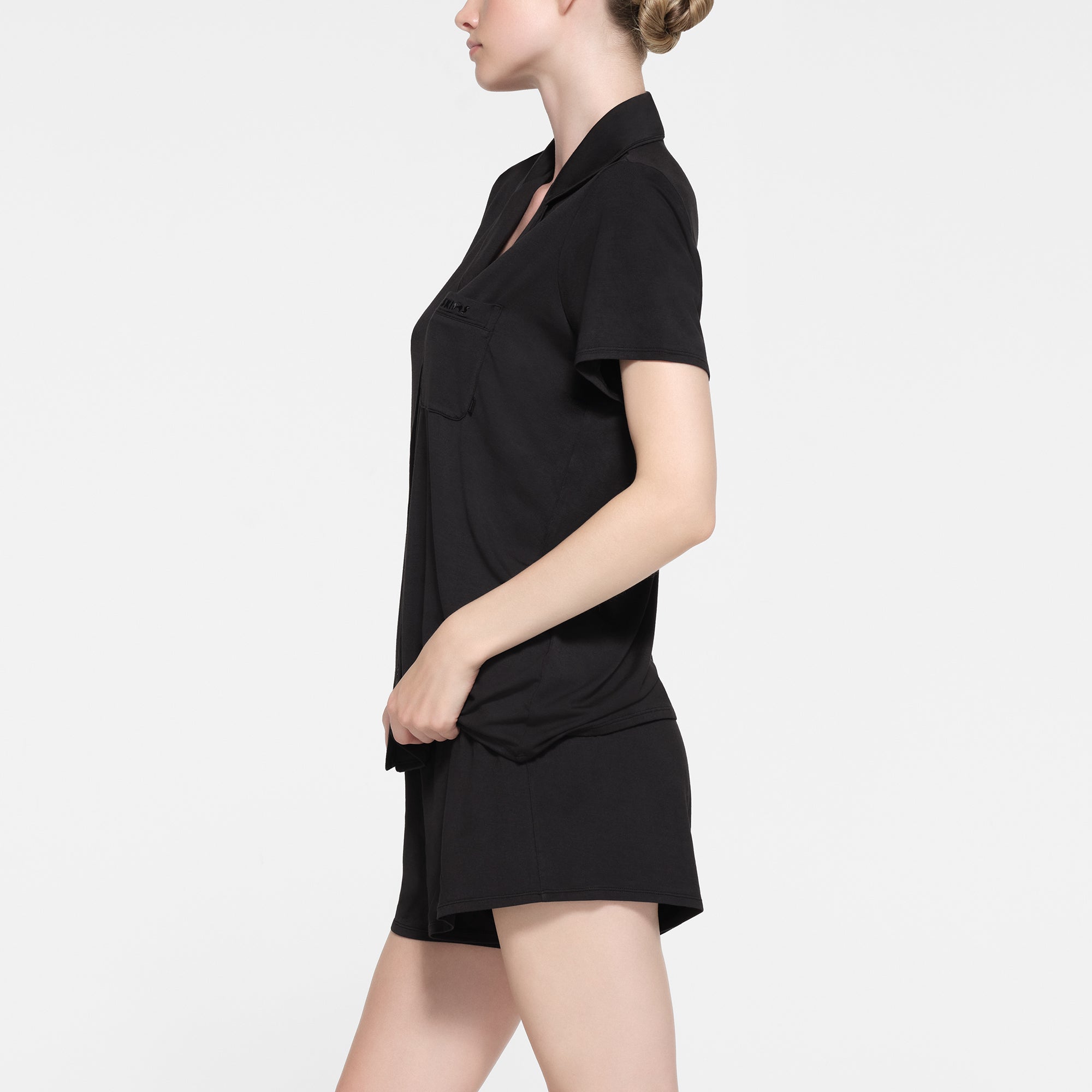 SKIMS SLEEP SHORT SLEEVE BUTTON UP SET | ONYX - Image 2