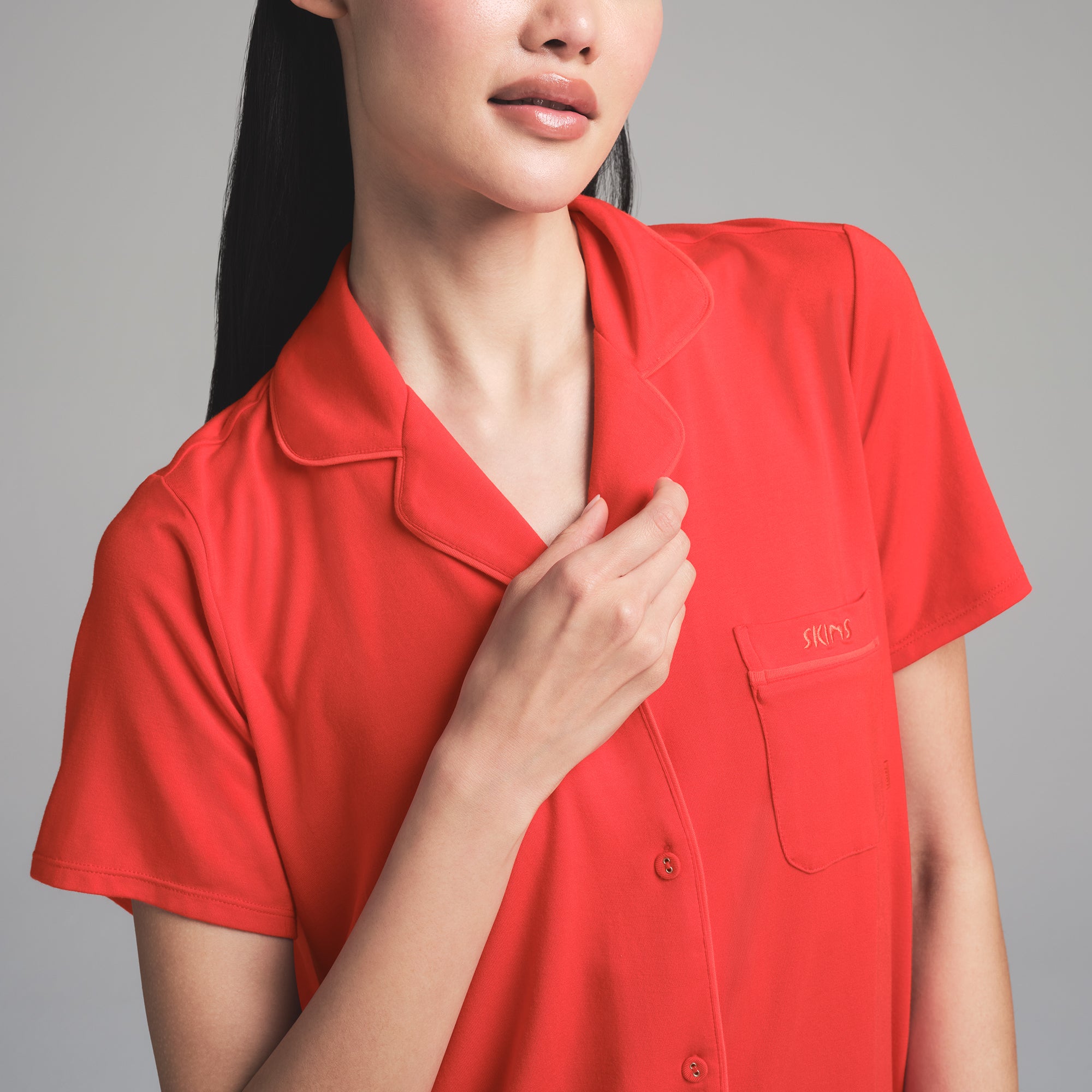 SKIMS SLEEP SHORT SLEEVE BUTTON UP SET | RUBY - Image 2