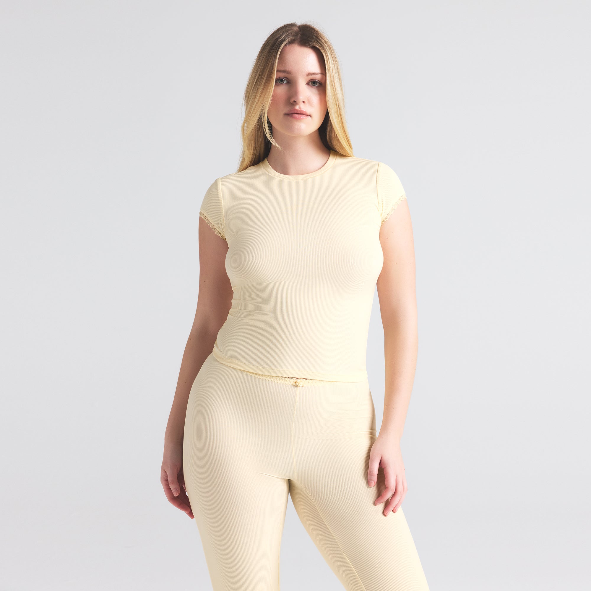 SOFT LOUNGE LACE T-SHIRT | BUTTER - Image 3