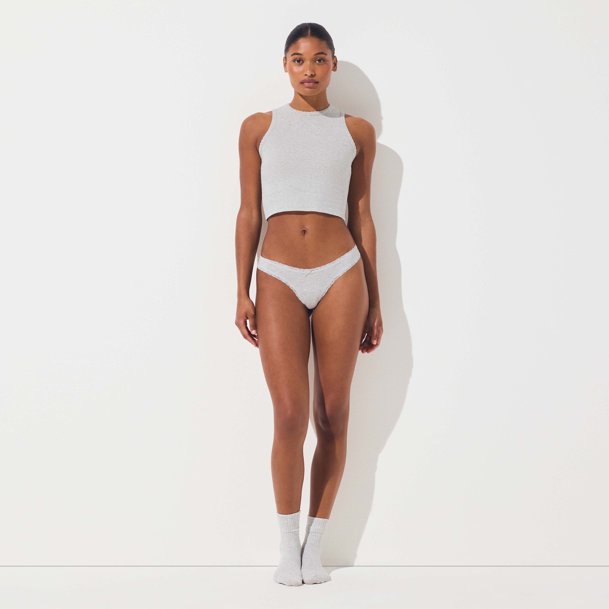 LIGHTWEIGHT COTTON LACE THONG | LIGHT HEATHER GREY - Image 2