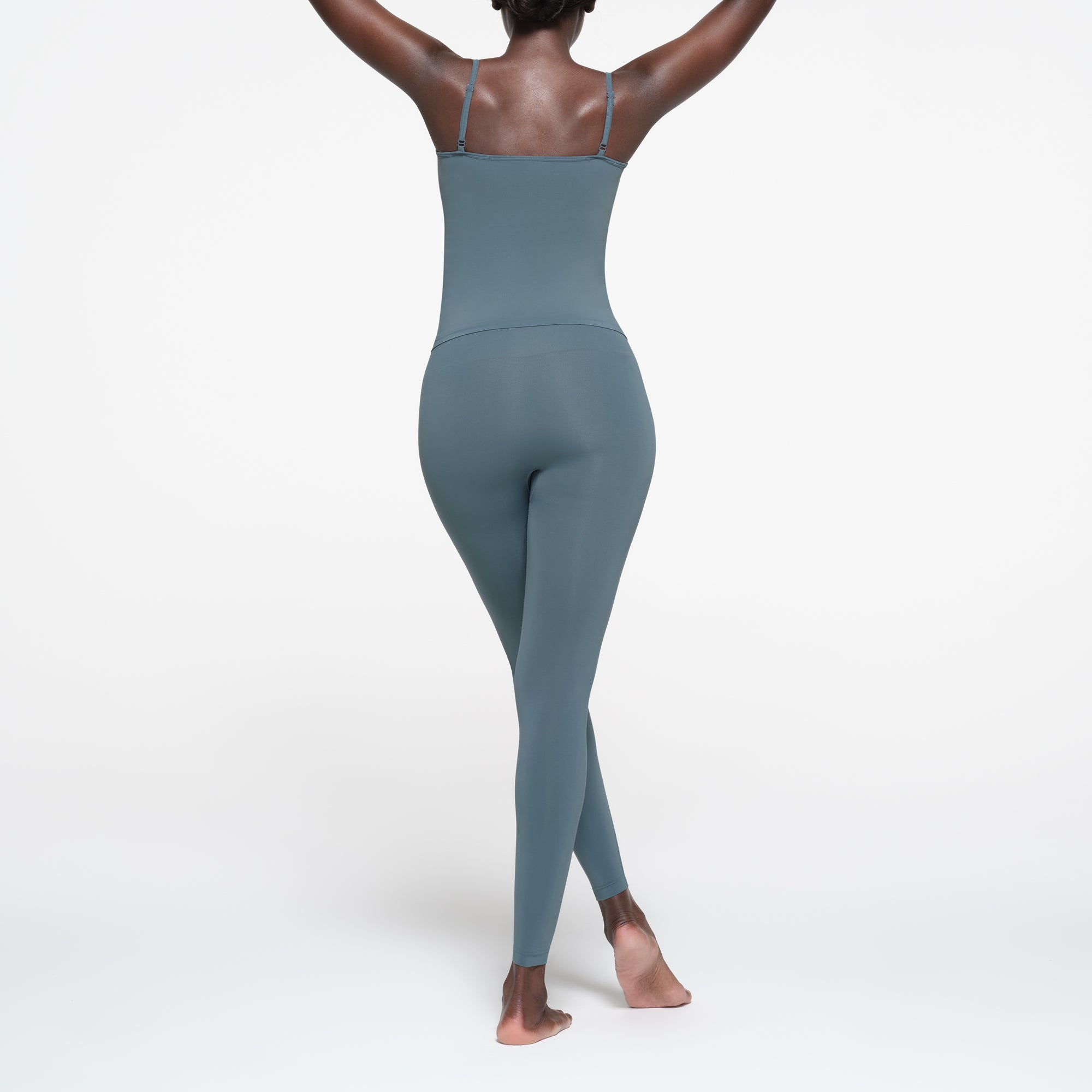 SOFT SMOOTHING SEAMLESS CAMI | KYANITE - Image 3