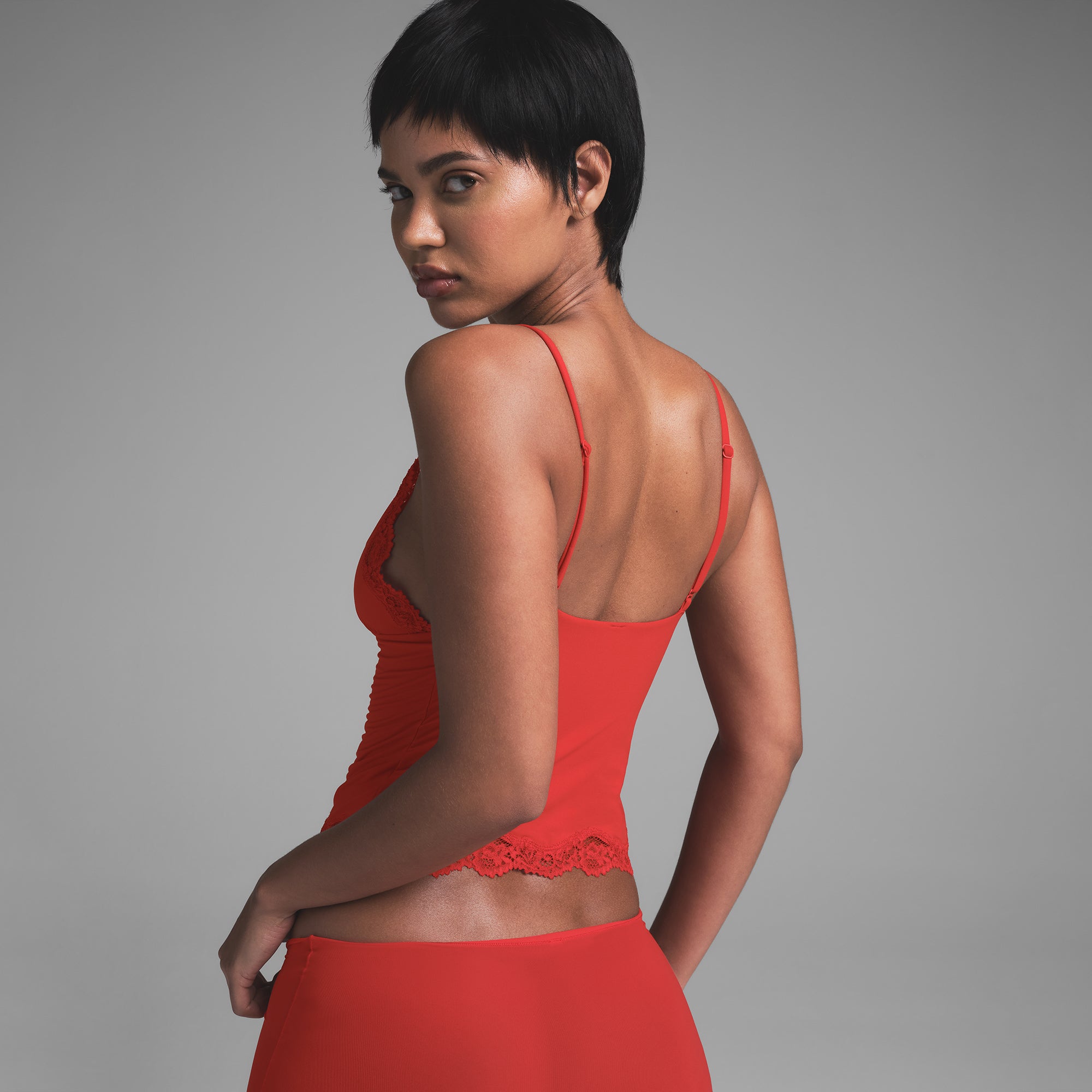 FITS EVERYBODY LACE TRIANGLE CAMI | CAYENNE - Image 3