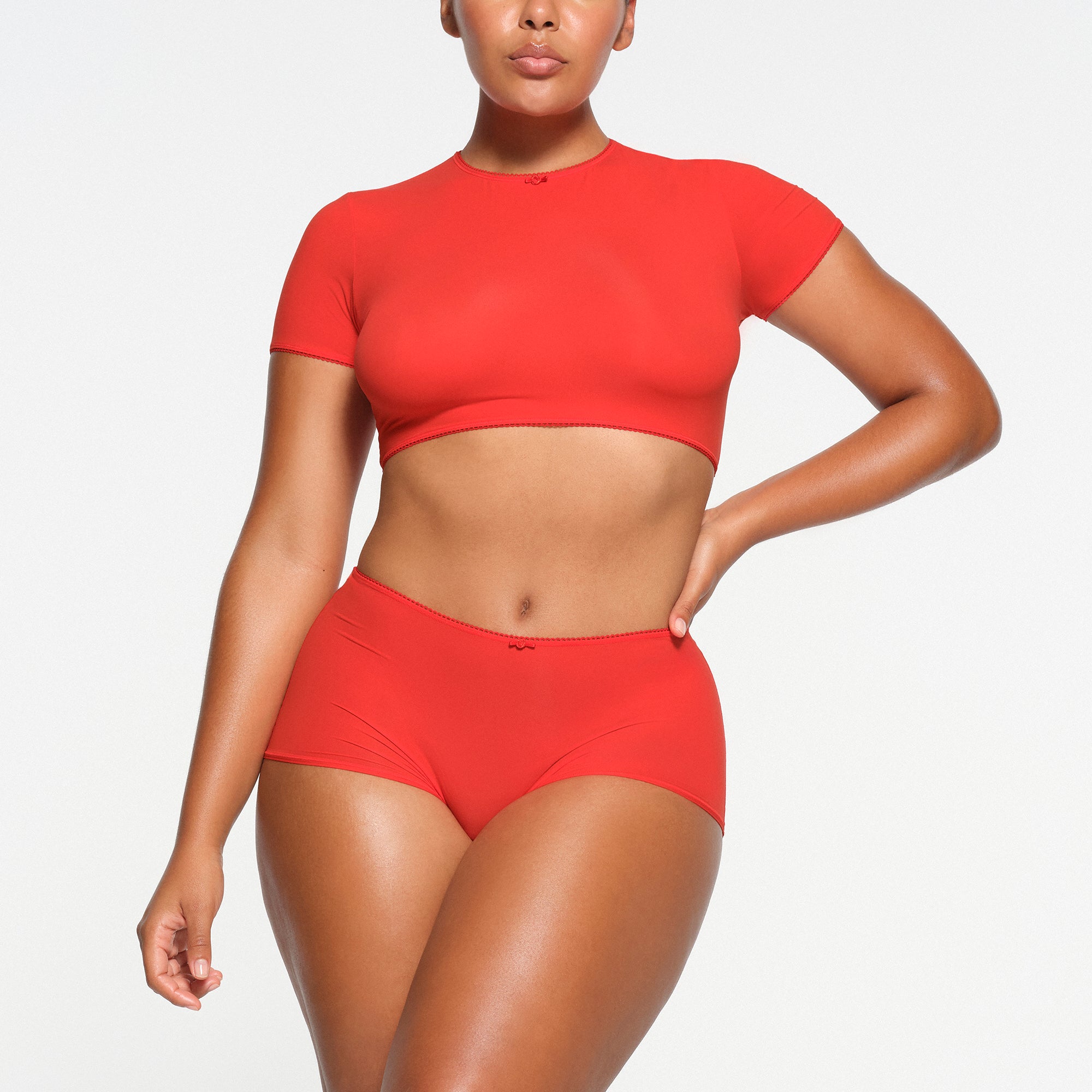 FITS EVERYBODY PICOT SUPER CROPPED T-SHIRT | RUBY