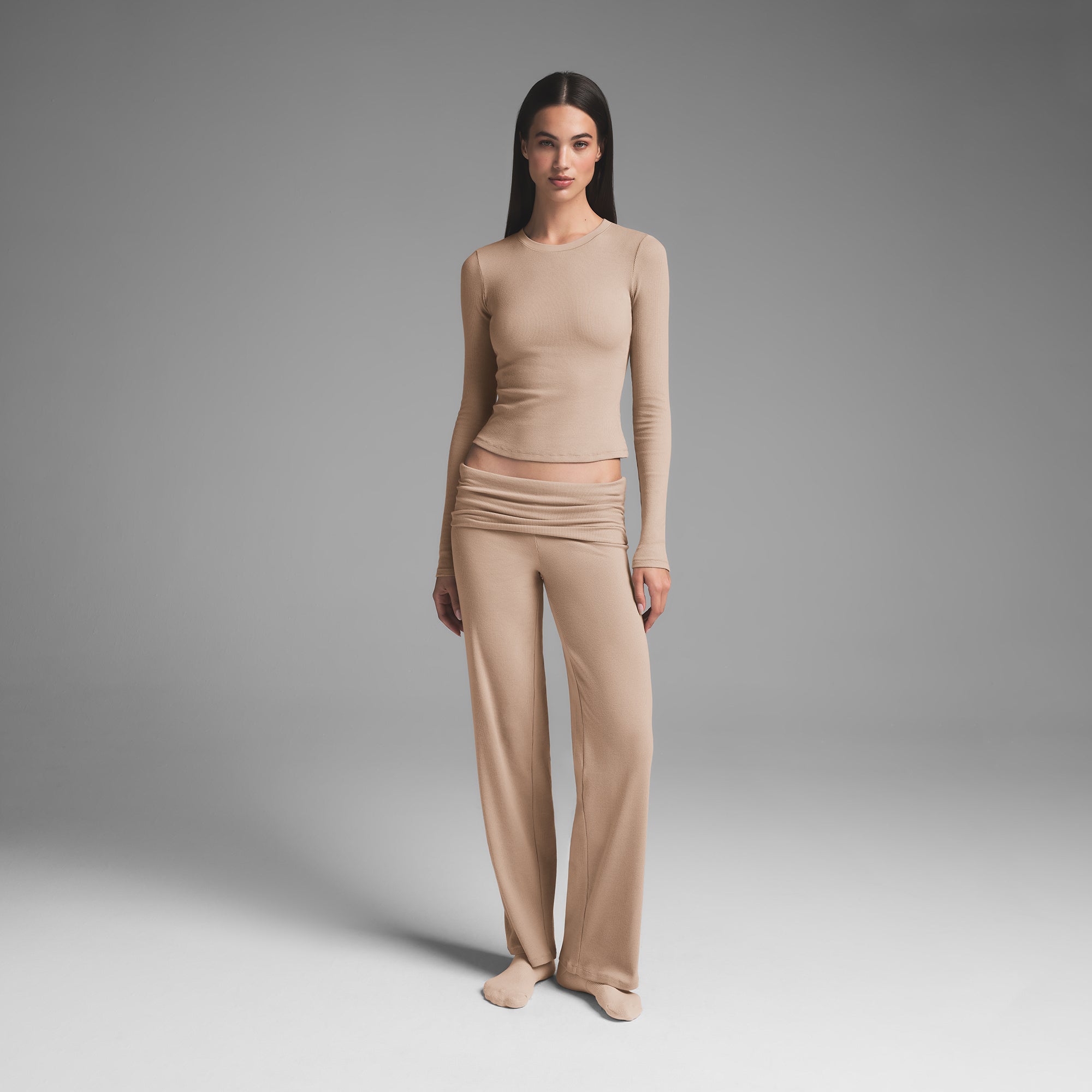 COTTON RIB LONG SLEEVE T-SHIRT | LATTE - Image 2