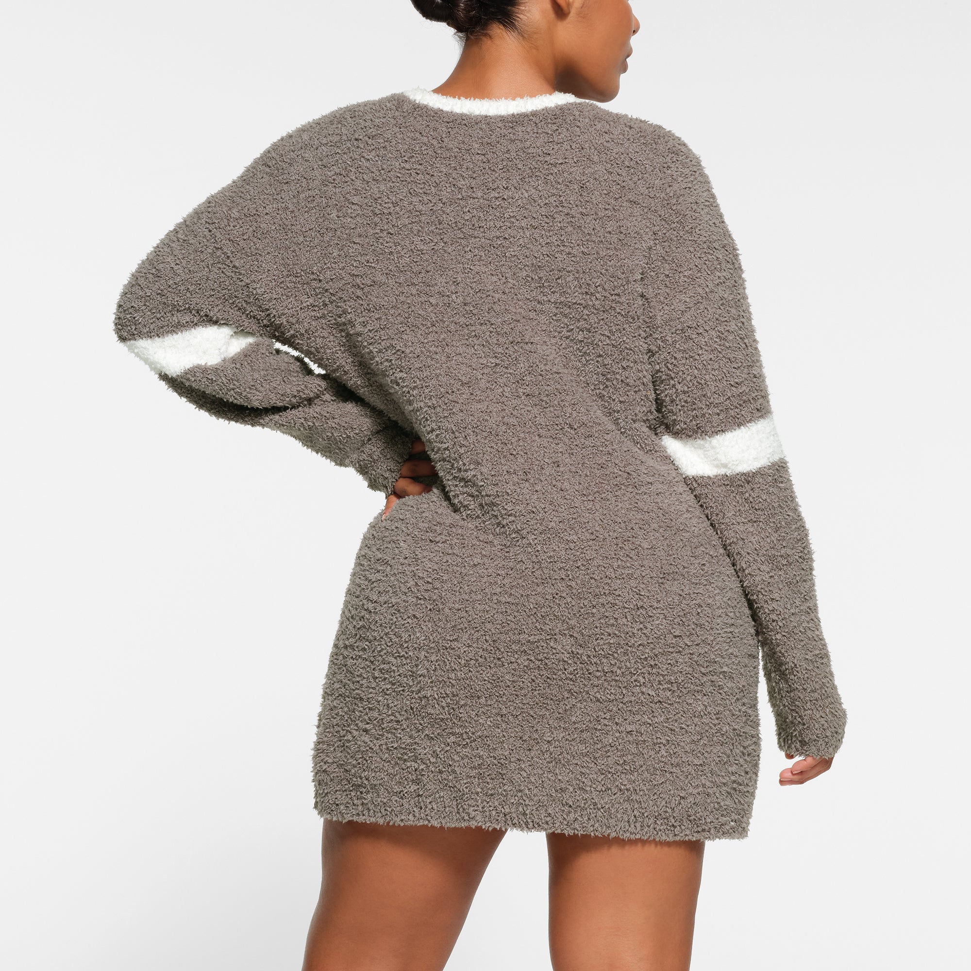 COZY KNIT V NECK MINI DRESS | GREY CHALK MULTI - Image 3