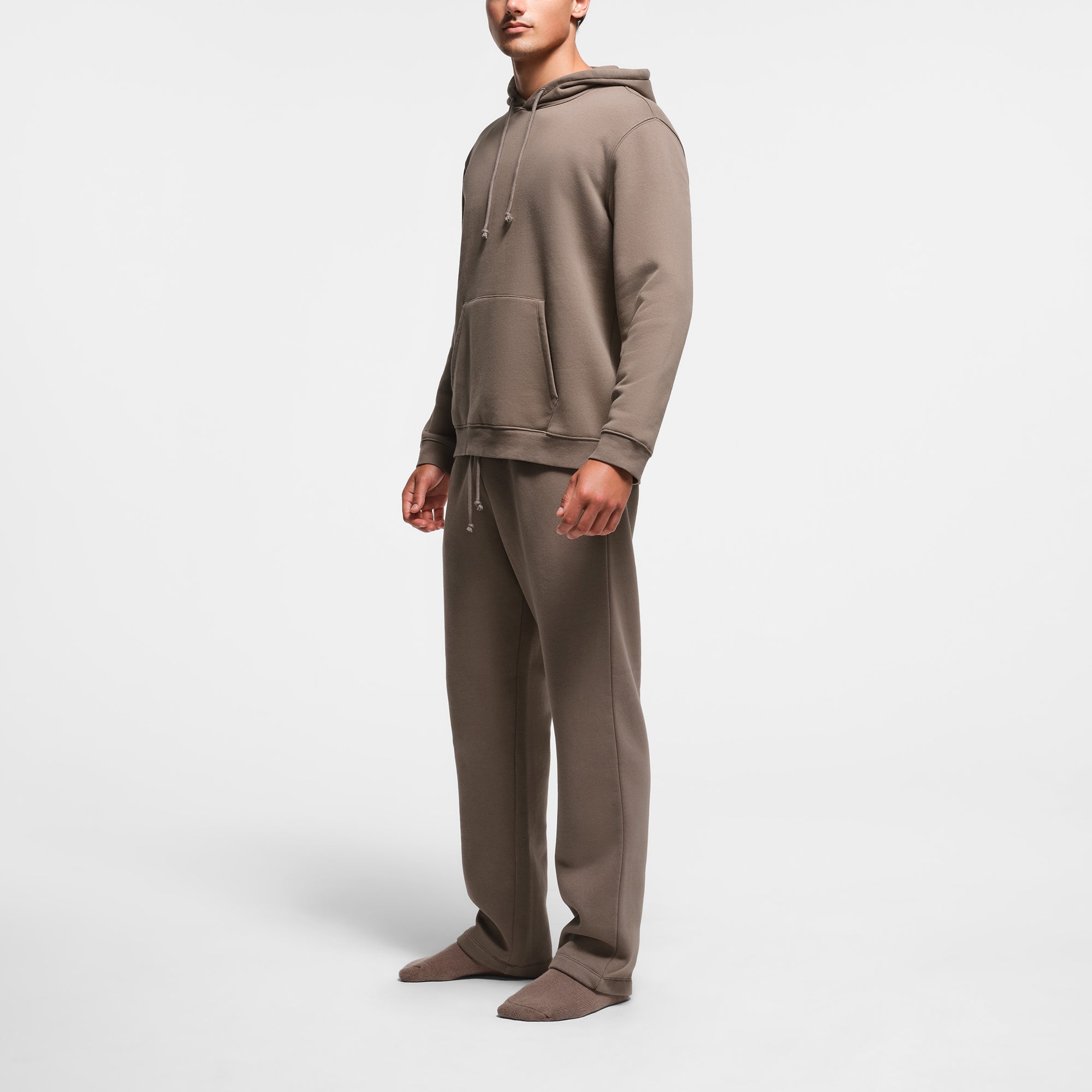 FLEECE LOUNGE MENS CLASSIC HOODIE | TRUFFLE - Image 2