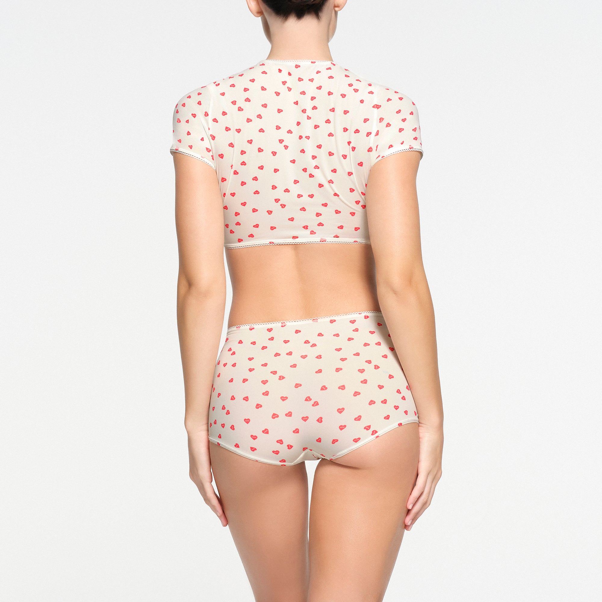 FITS EVERYBODY PICOT SUPER CROPPED T-SHIRT | RUBY HEART PRINT - Image 3