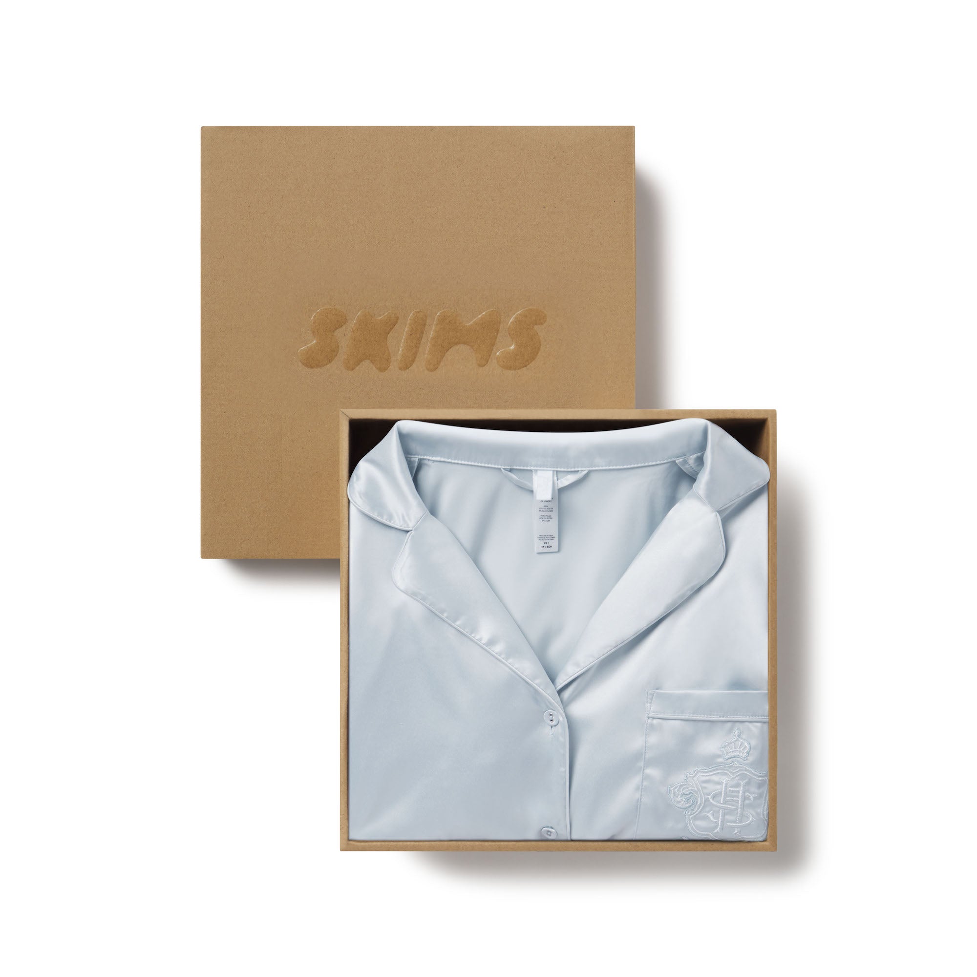 SKIMS HOTEL SHINE LONG SLEEVE BUTTON UP SLEEP SET | FROST - Image 7