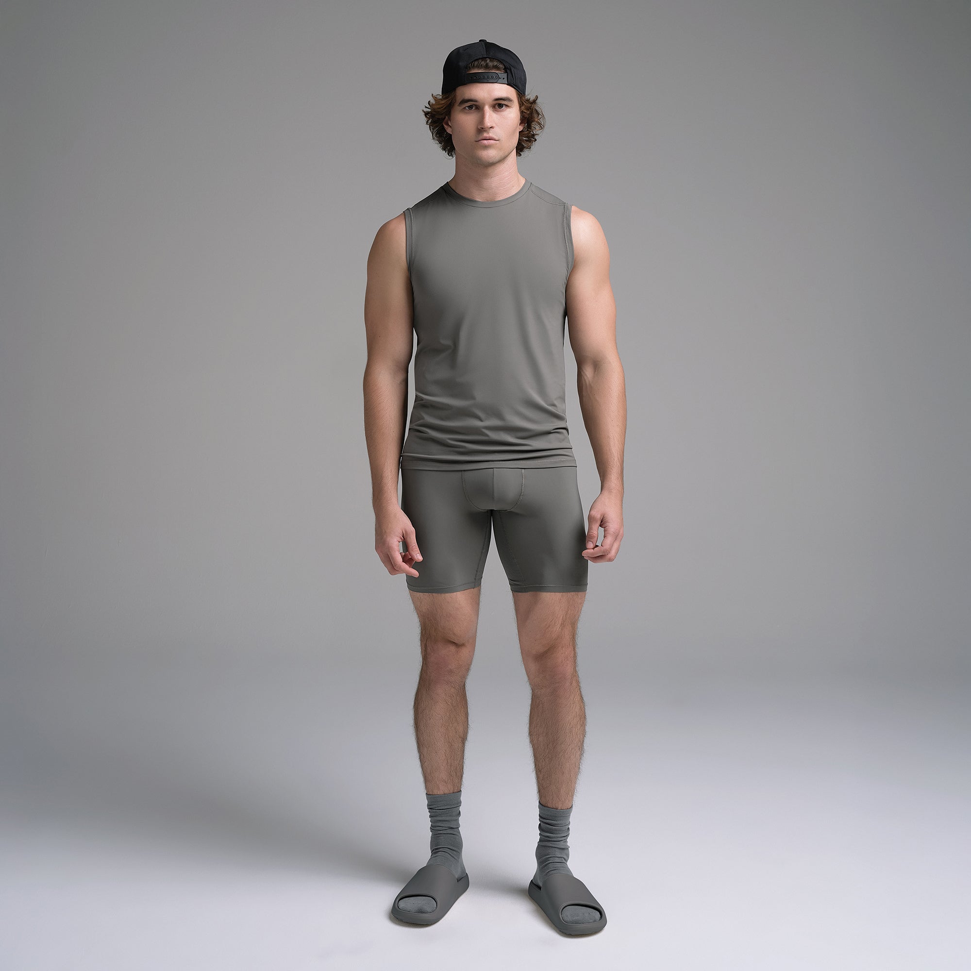 SKIMS SPORT MENS MUSCLE TANK | GUNMETAL