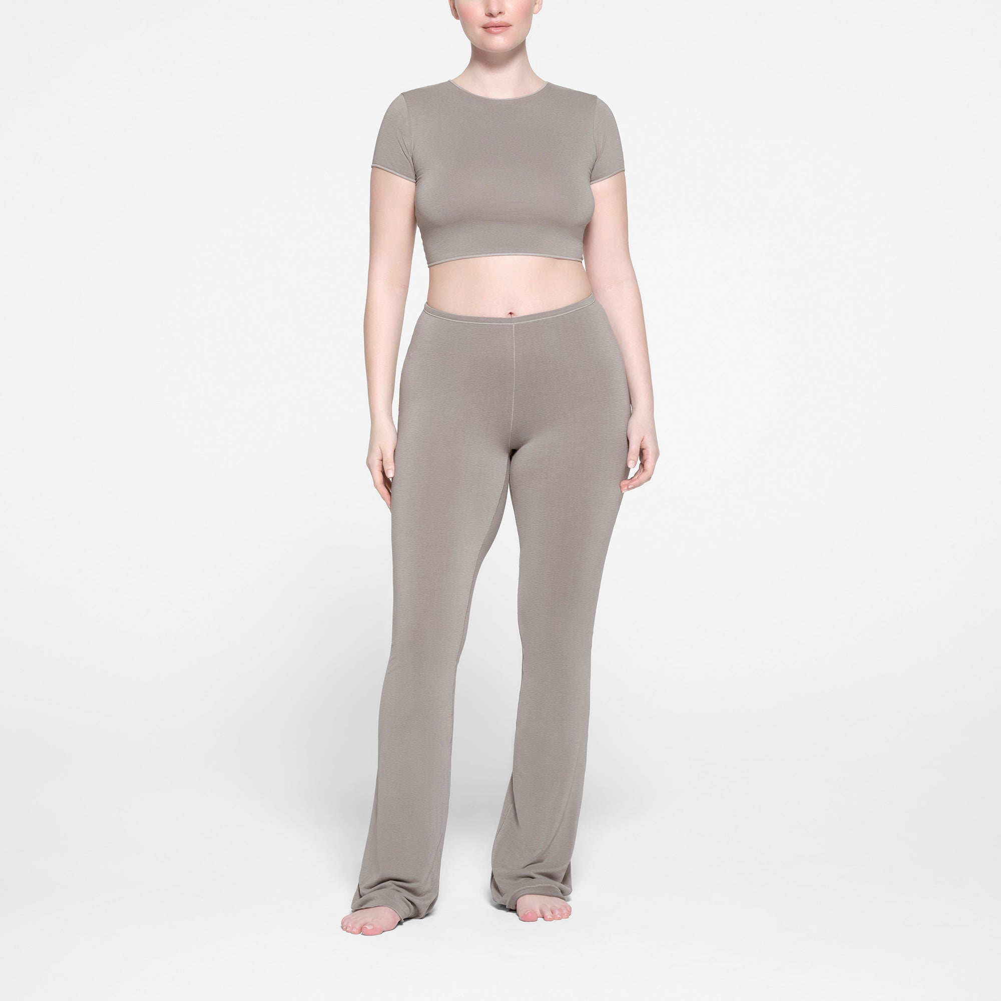 SEAMLESS MODAL CROPPED T-SHIRT | SMOKE