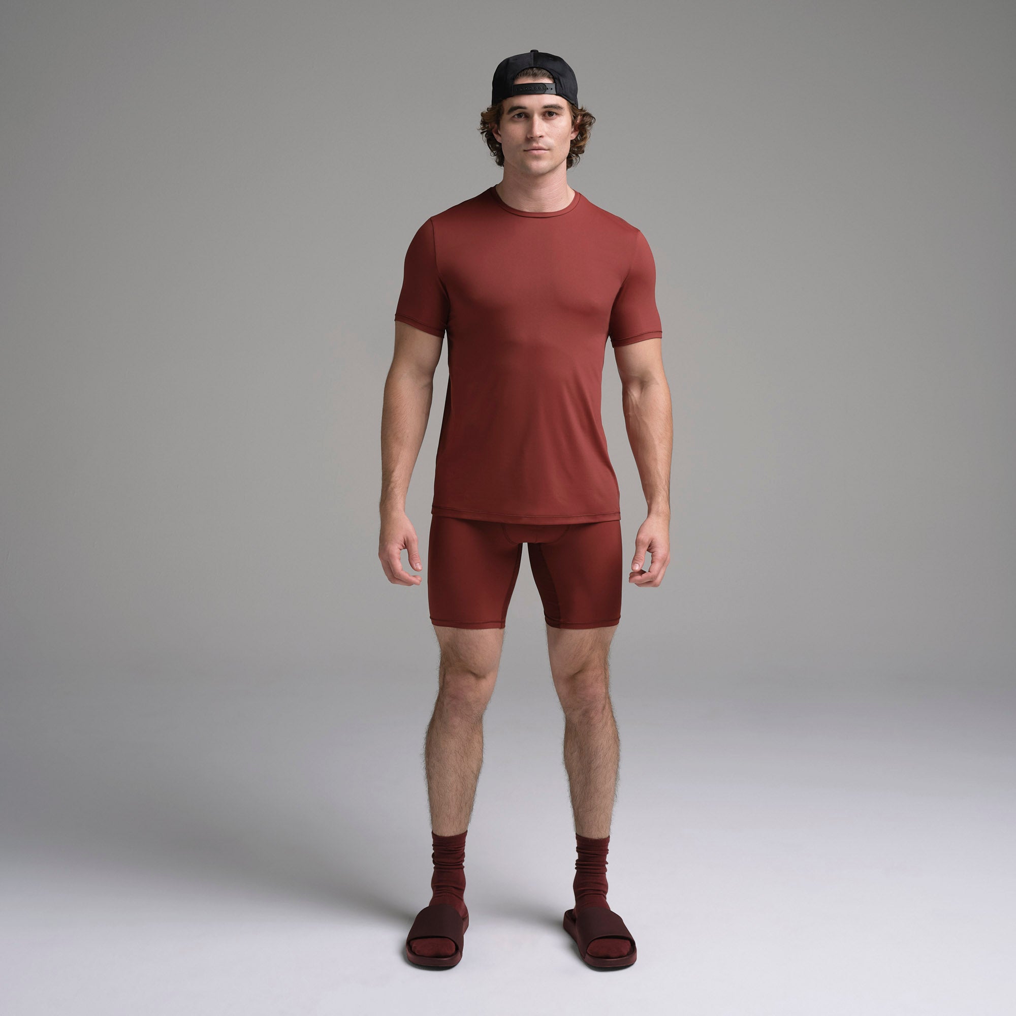 SKIMS SPORT MENS T-SHIRT | SANGRIA