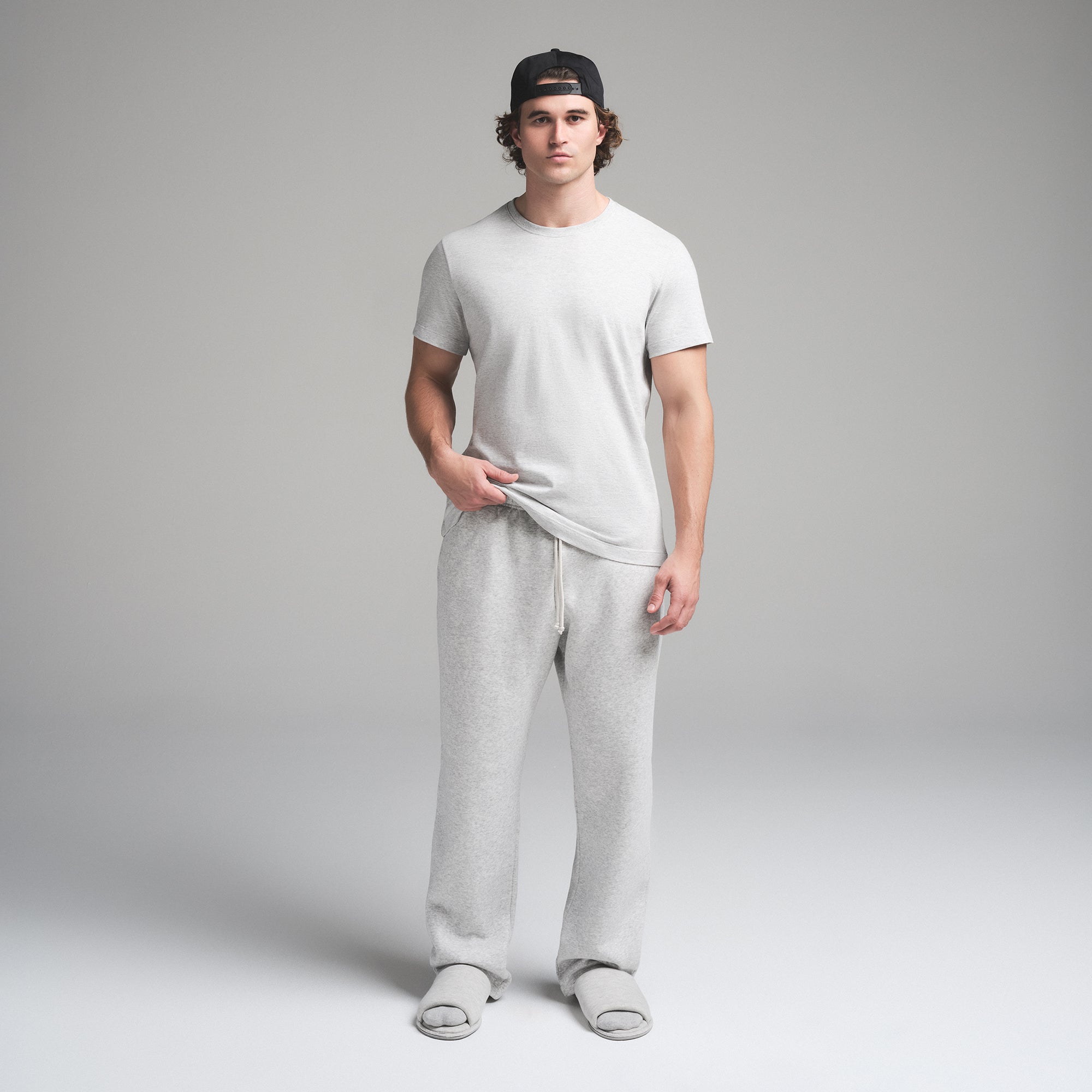 SKIMS COTTON MENS CLASSIC T-SHIRT | LIGHT HEATHER GREY - Image 3