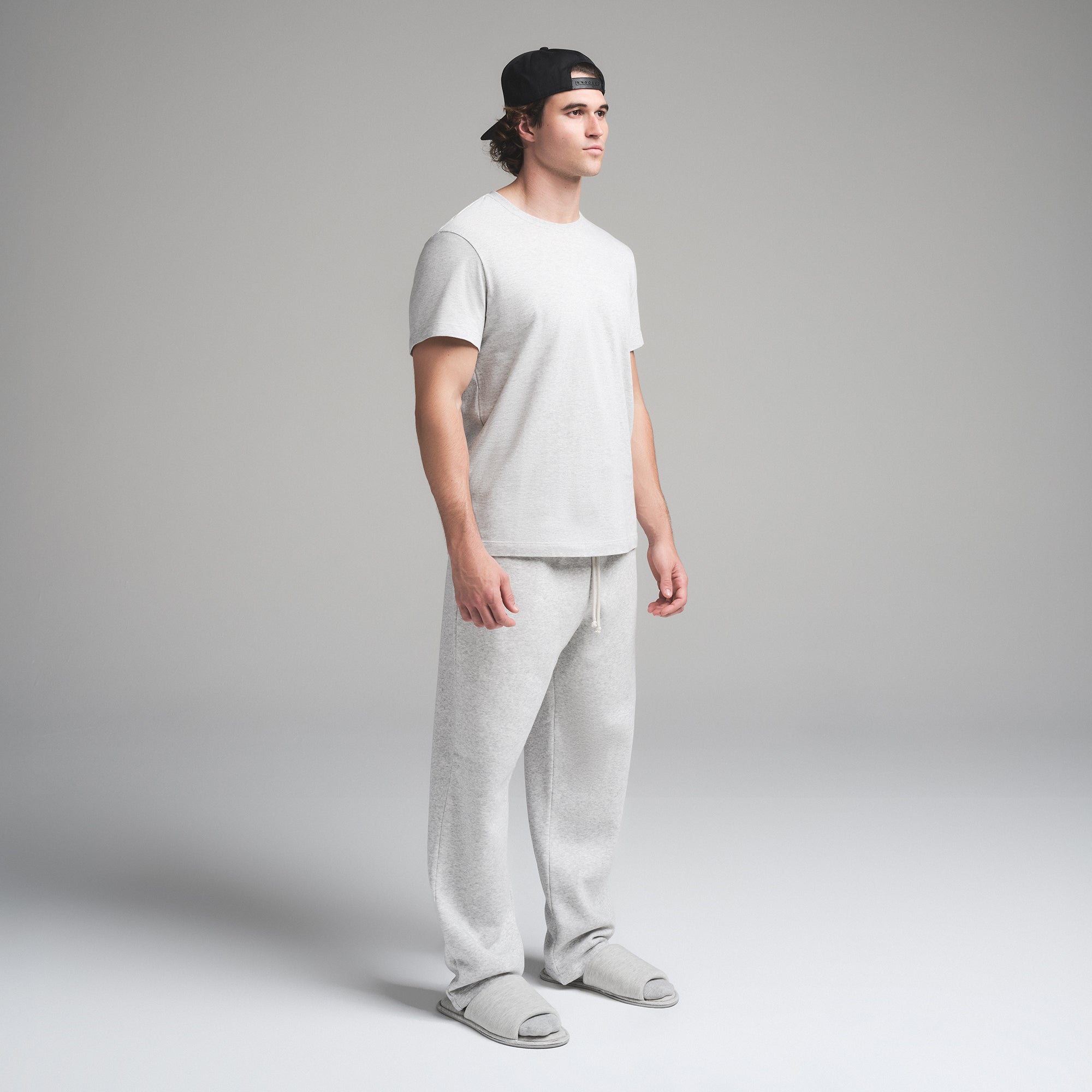 SKIMS COTTON MENS CLASSIC T-SHIRT | LIGHT HEATHER GREY - Image 2