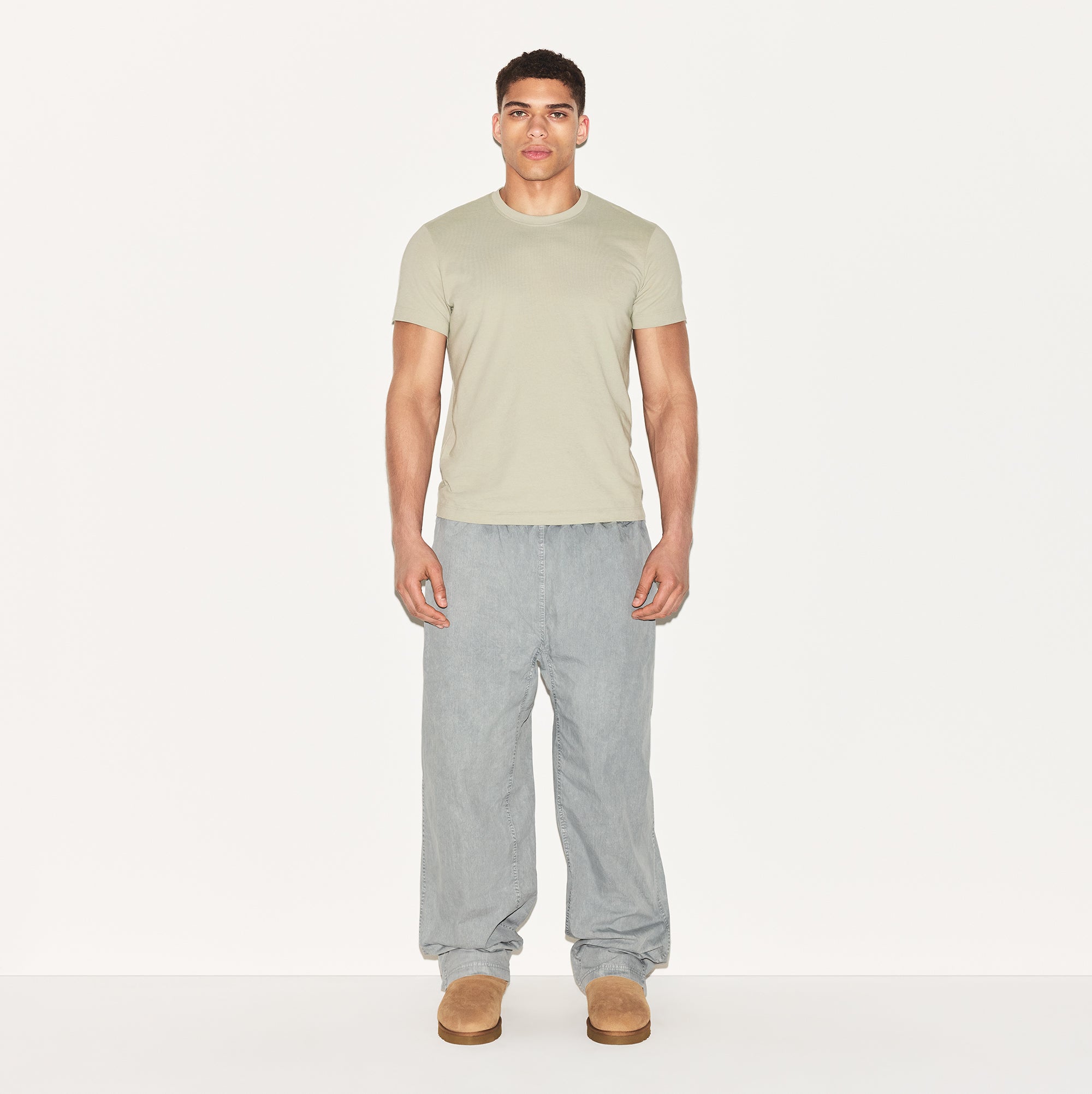 SKIMS COTTON MENS CLASSIC T-SHIRT | TALC