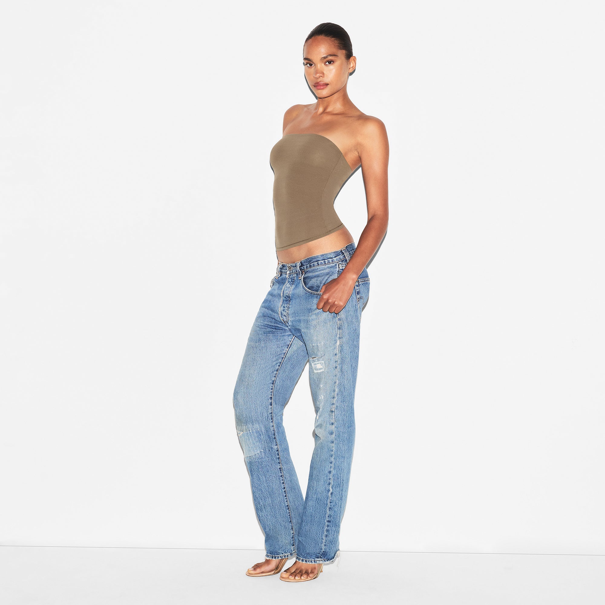 FITS EVERYBODY TUBE TOP | TRUFFLE - Image 2