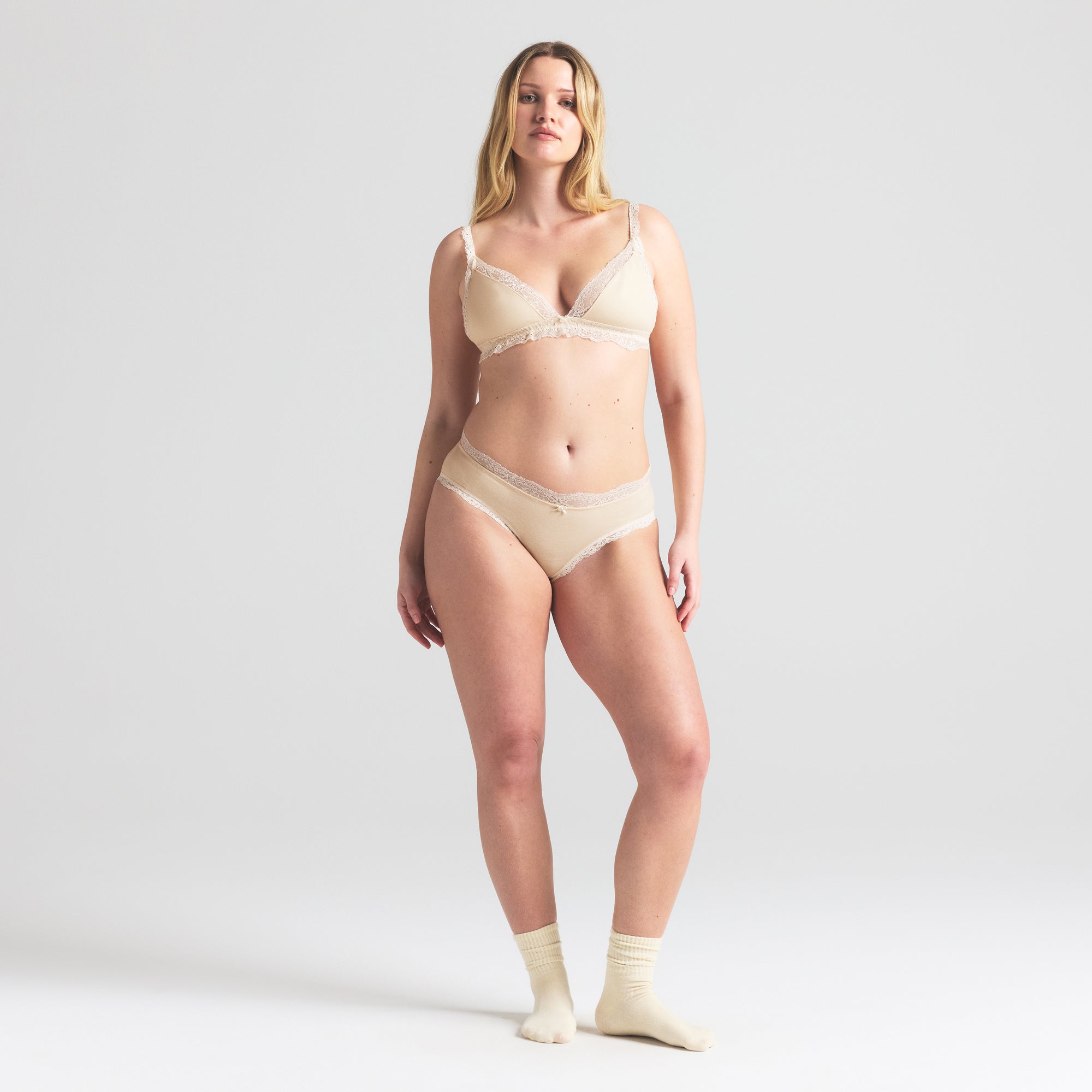 COTTON JERSEY LACE TRIANGLE BRALETTE | BUTTER - Image 2