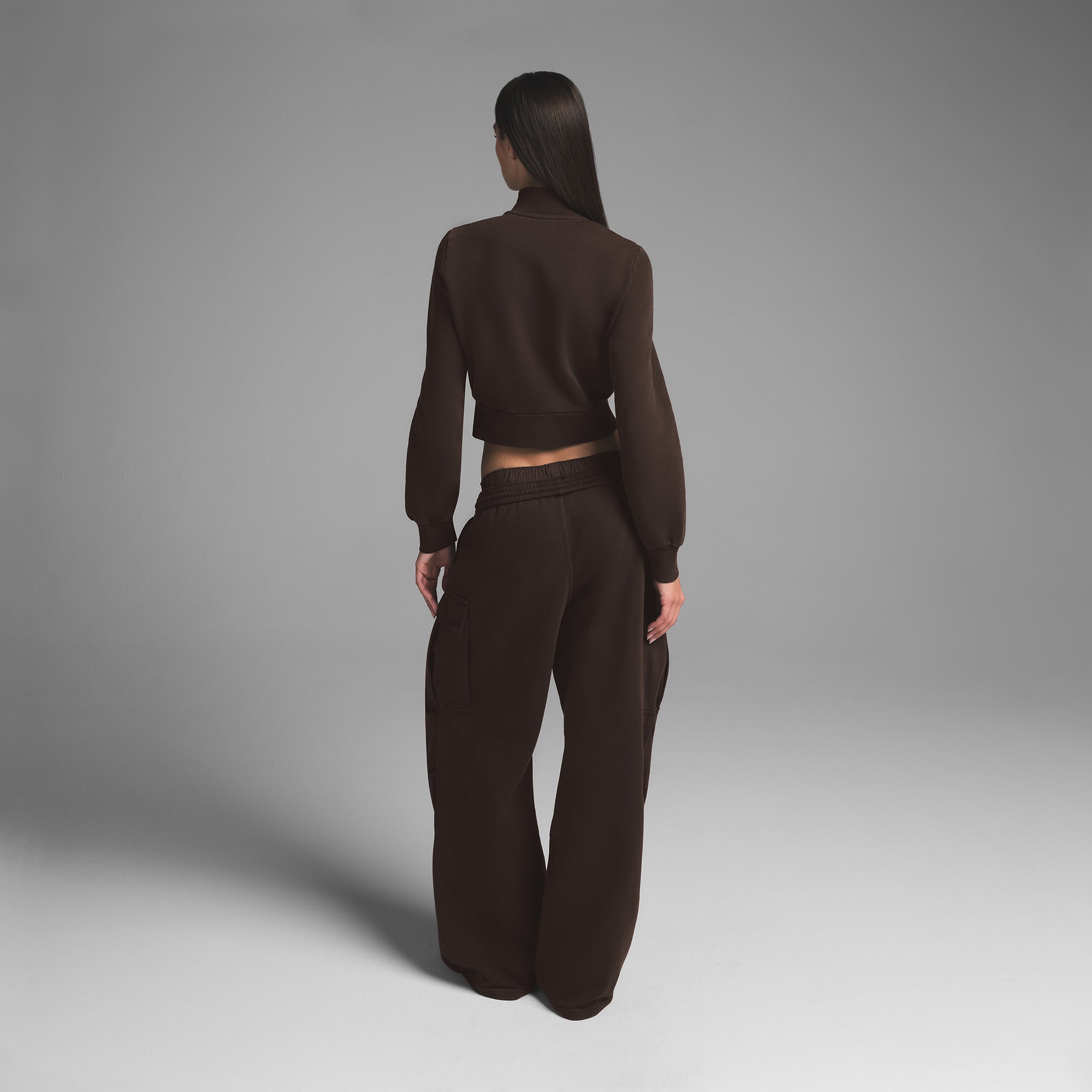 BOYFRIEND FLEECE CARGO PANT | ESPRESSO - Image 4